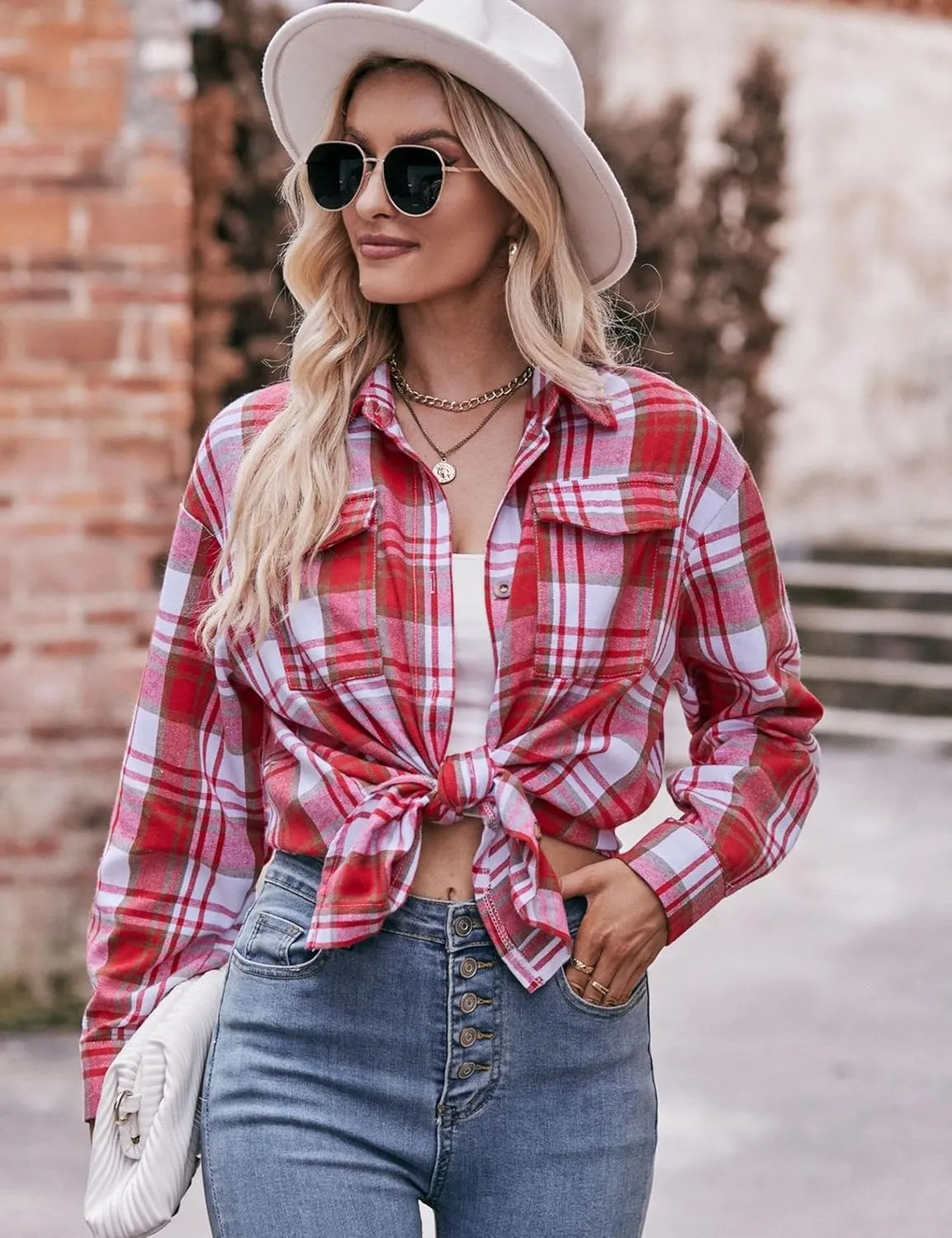 Womens Oversized Flannel Plaid Shirts Casual Button Down Blouse Tops with Pockets