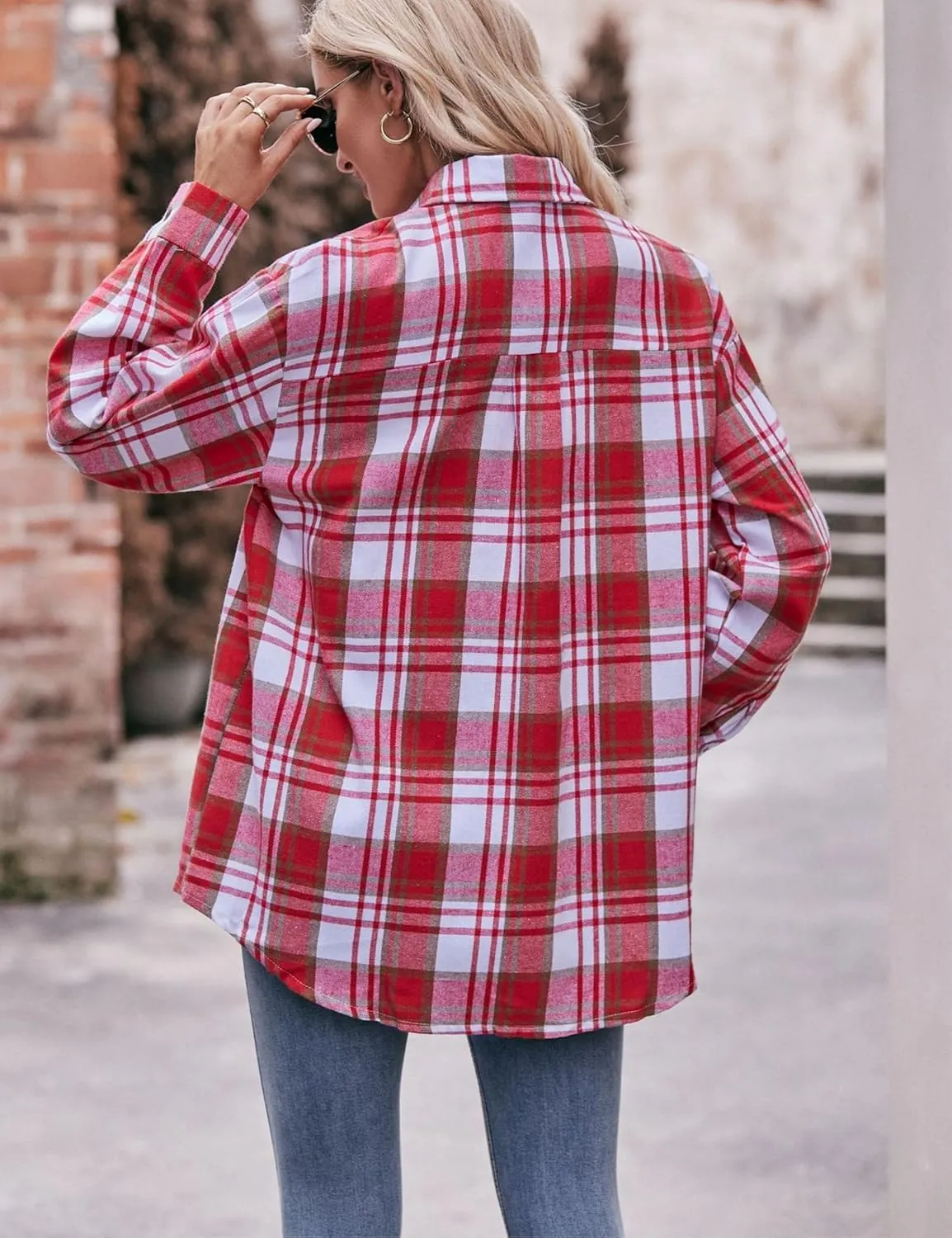 Womens Oversized Flannel Plaid Shirts Casual Button Down Blouse Tops with Pockets